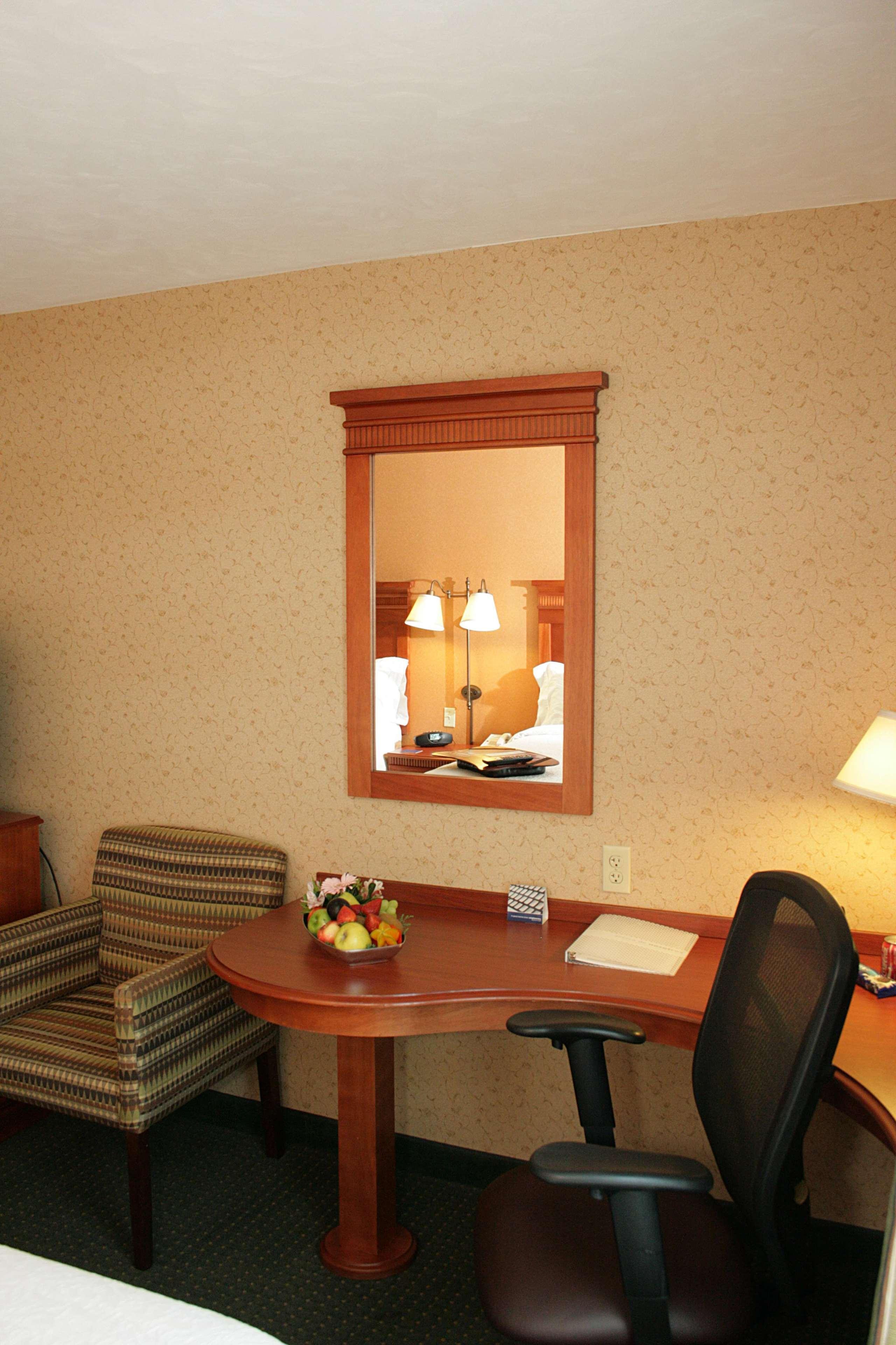 Hampton By Hilton Guadalajara-aeropuerto 3*
