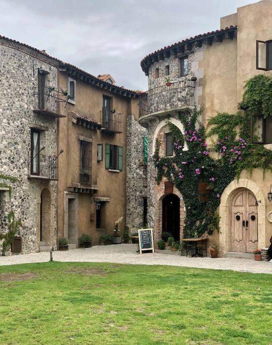 Increible Loft Completo En Val'quirico * Santeagueda