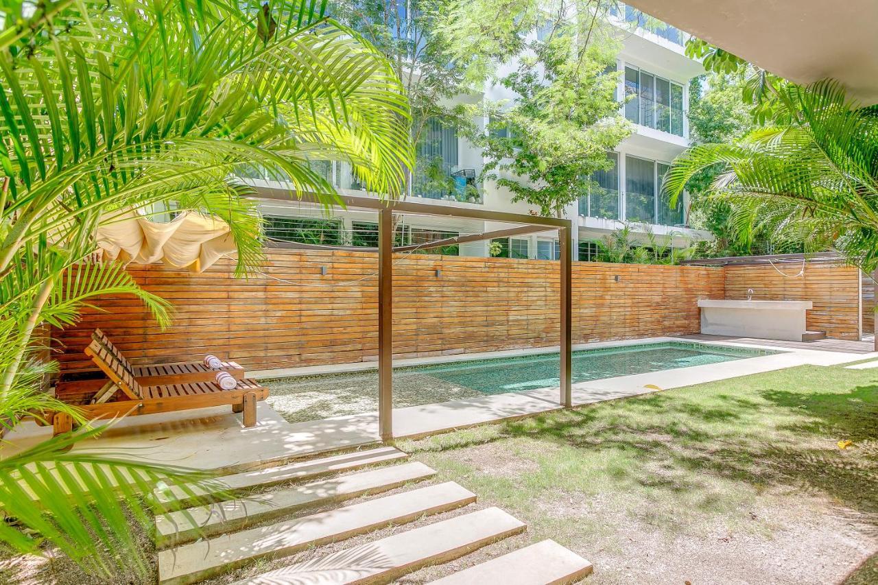 Chic In The Heart Of By Stella Apartment