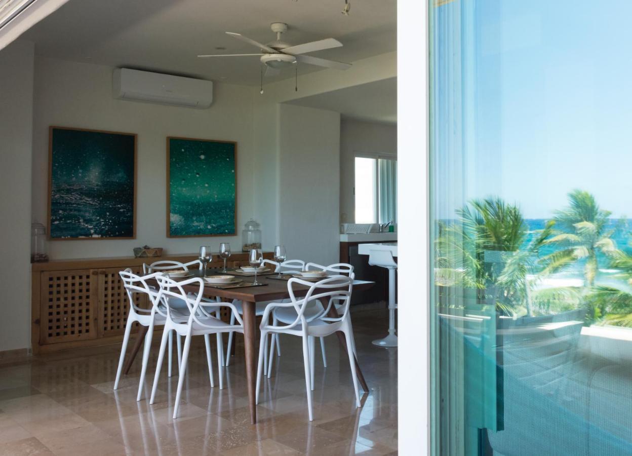 Holiday home Ocean Front Condominium