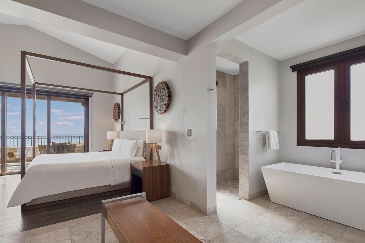 Hotel Live Aqua Private Residences Cabos