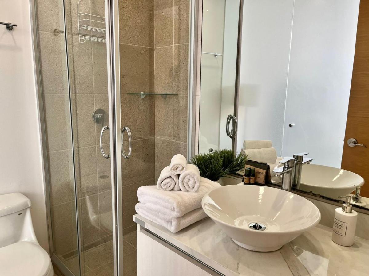 Luxury 5th Avenue Menesse 32 Apartment *