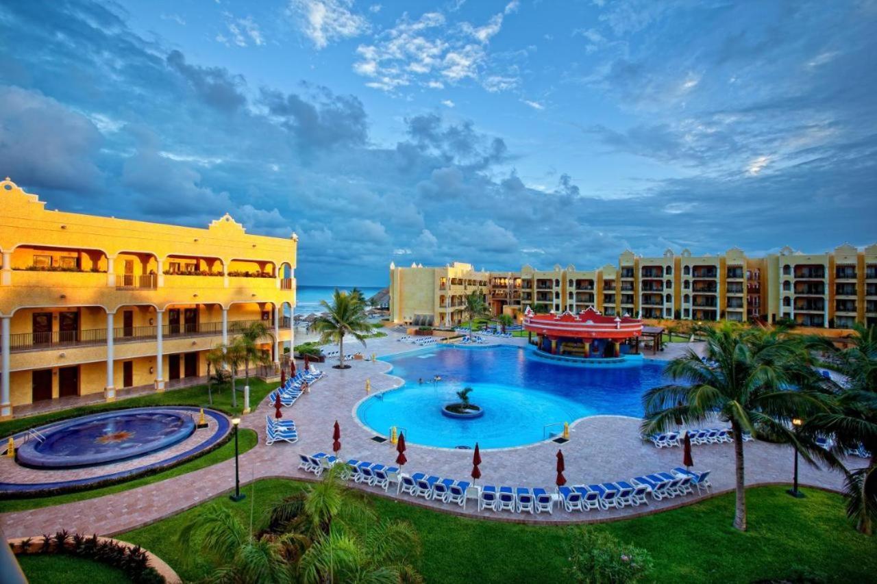The Royal Haciendas & Playa del Carmen