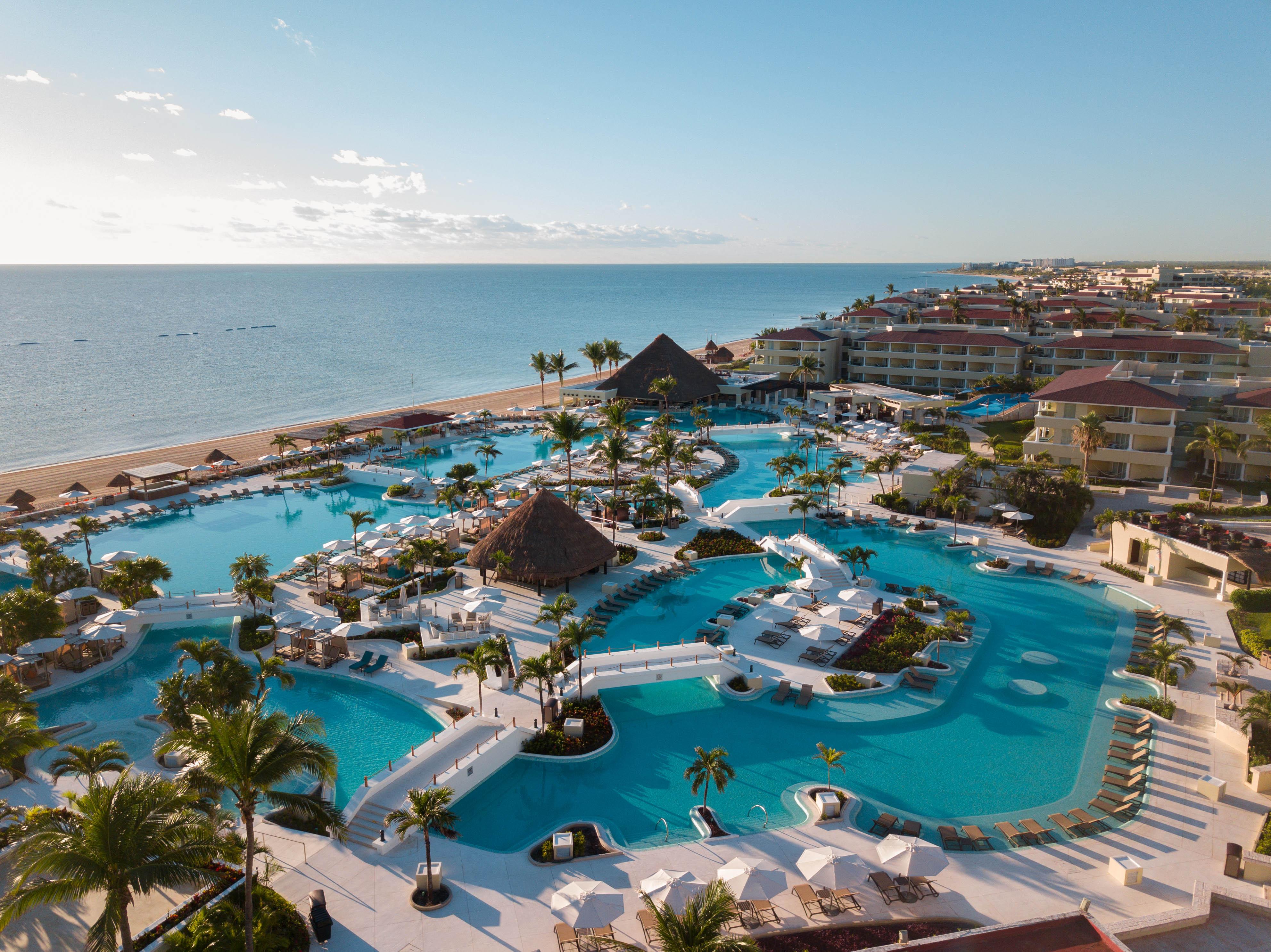 Resort Moon Palace 5*