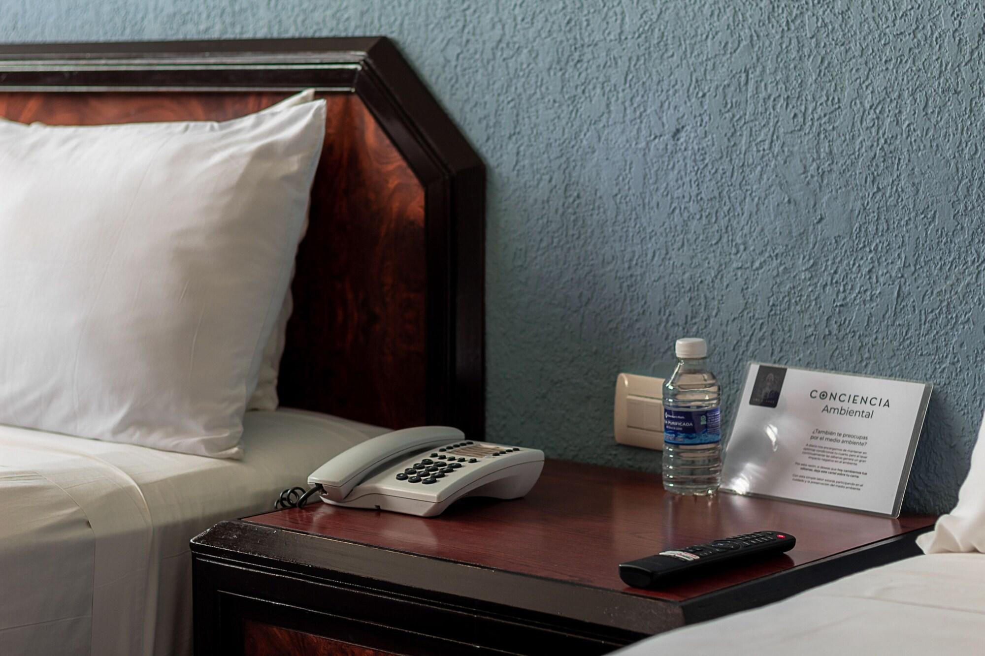 Aluxes Hotel 4*
