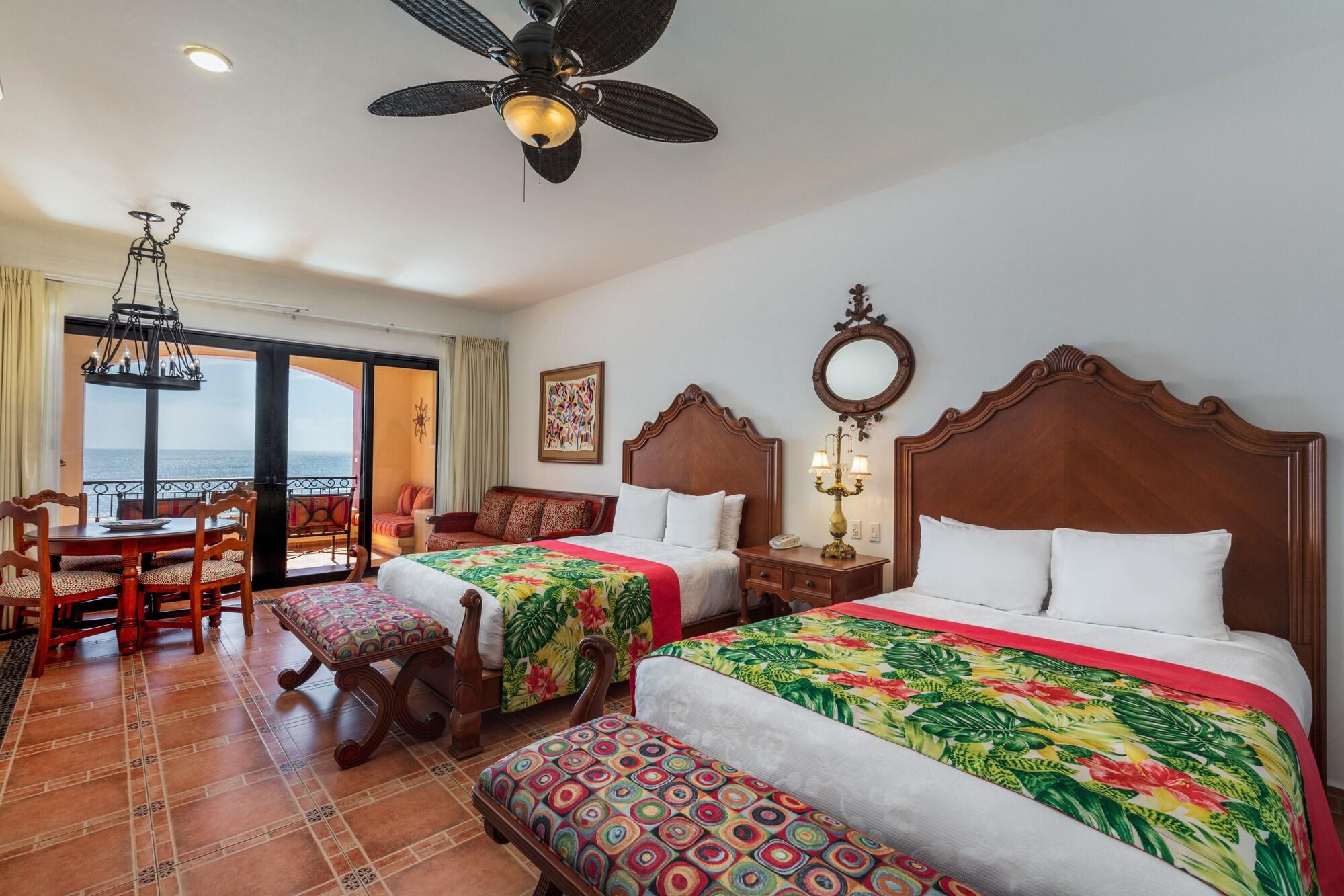 Hacienda Encantada & 5*