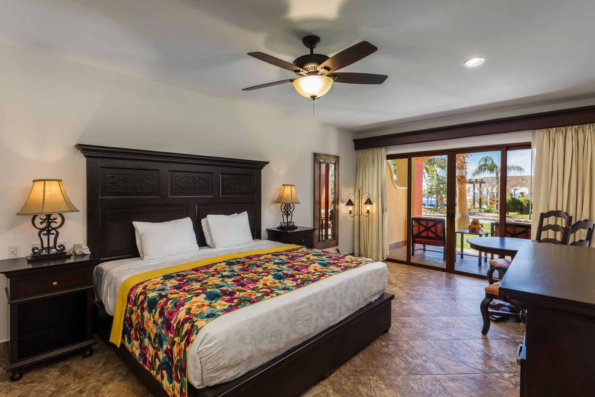 Hacienda Encantada & Resort