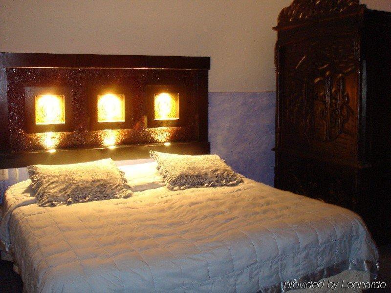 & La Mansion Del B Azul Bed & Breakfast