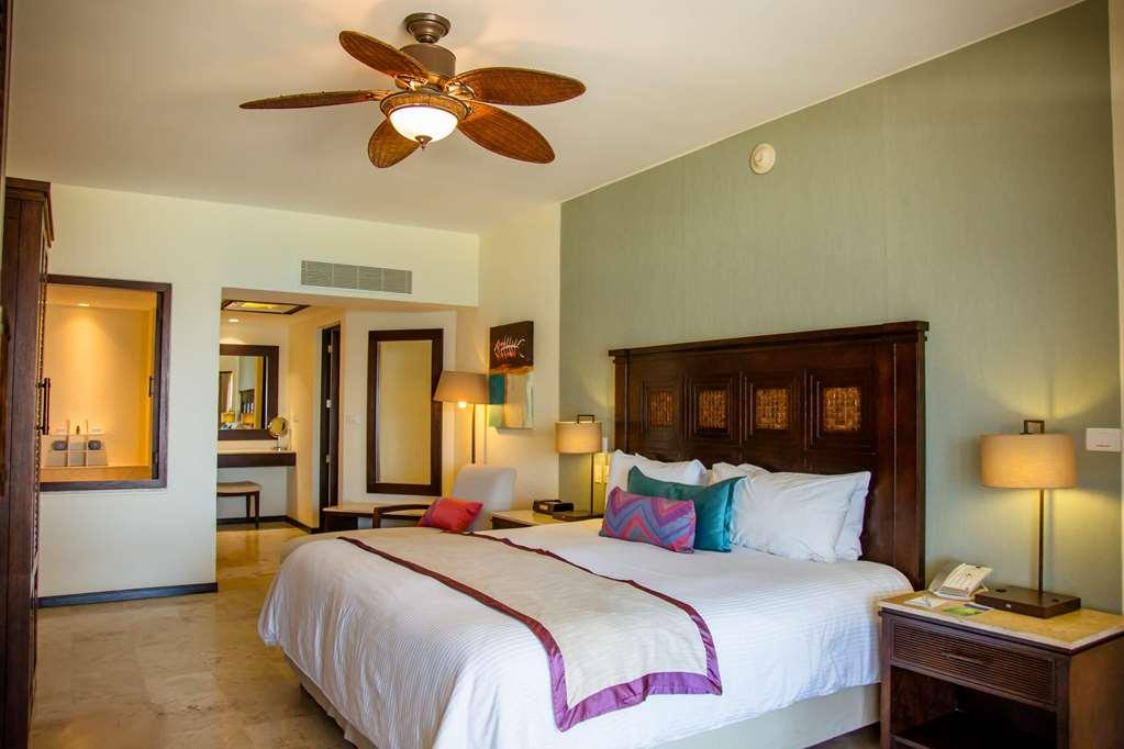 Casa Dorada Cabos And *