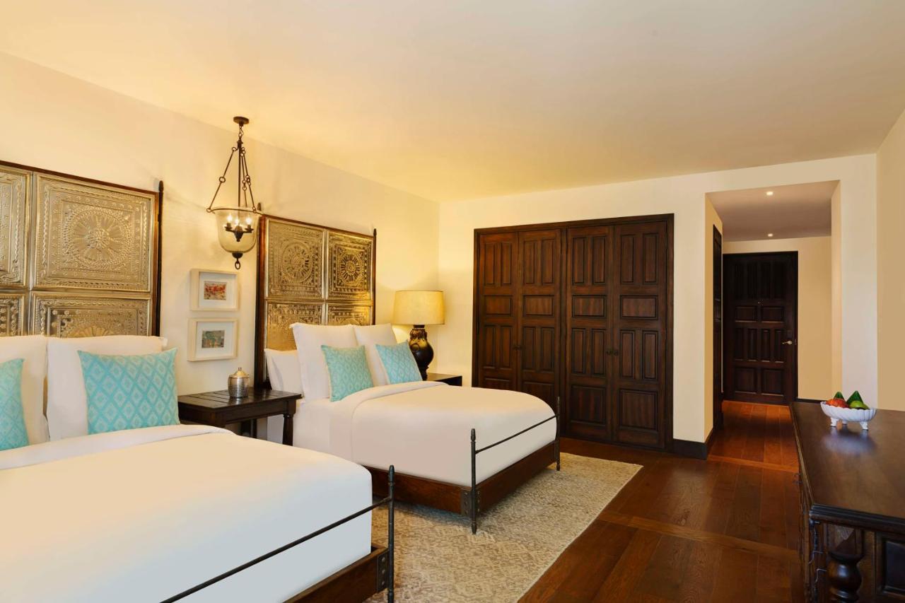 Banyan Tree 5*