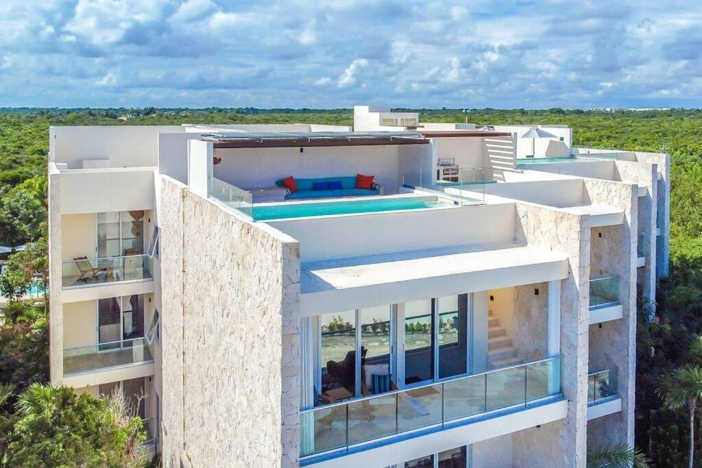 Tortuga Azul Private Terrace Rooftop Pool W Bbq Access 11 Pools Free Club Akumal