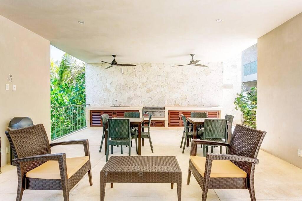 Apartment Tortuga Azul Private Terrace Rooftop Pool W Bbq Access 11 Pools Free Club Akumal