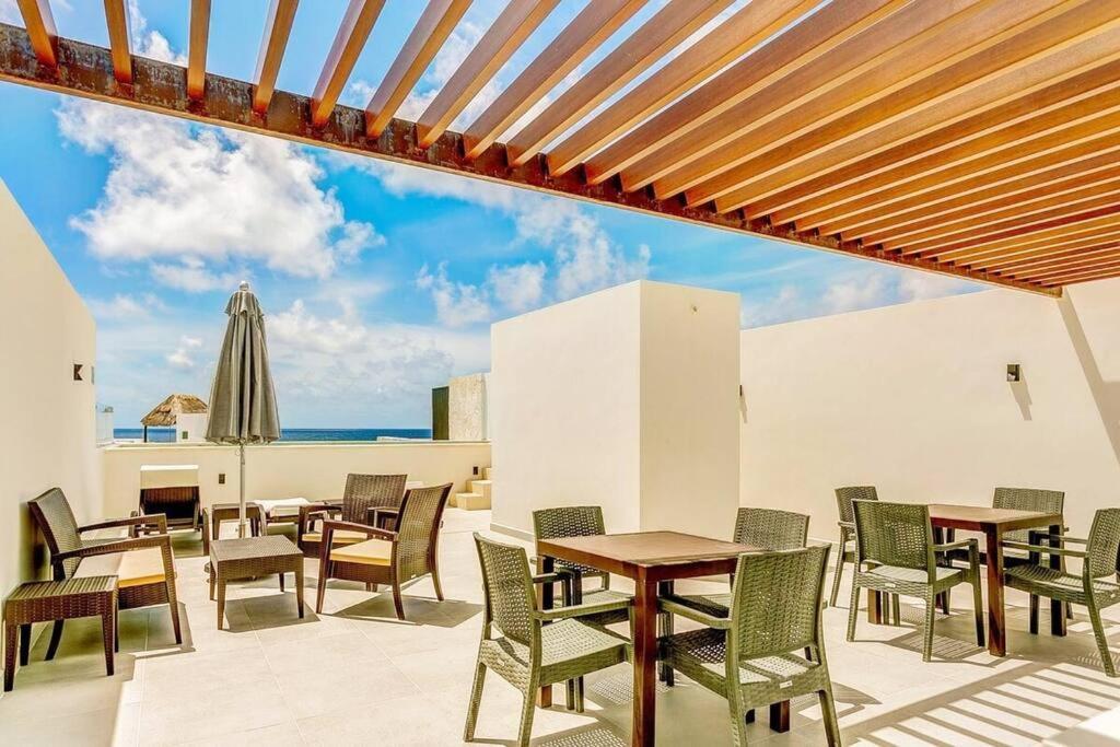 Tortuga Azul Private Terrace Rooftop Pool W Bbq Access 11 Pools Free Club Apartment