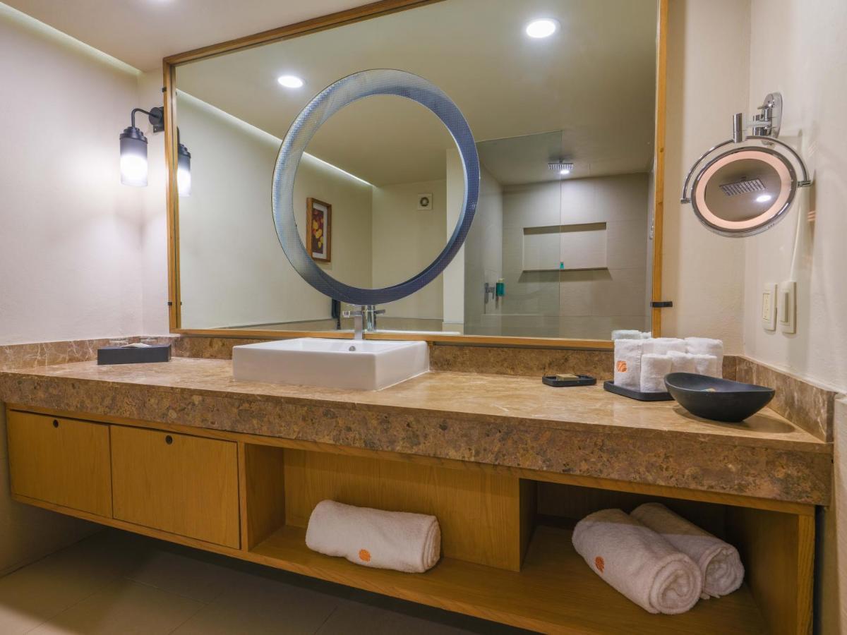 Hotel Hacienda Jurica By Brisas 5*