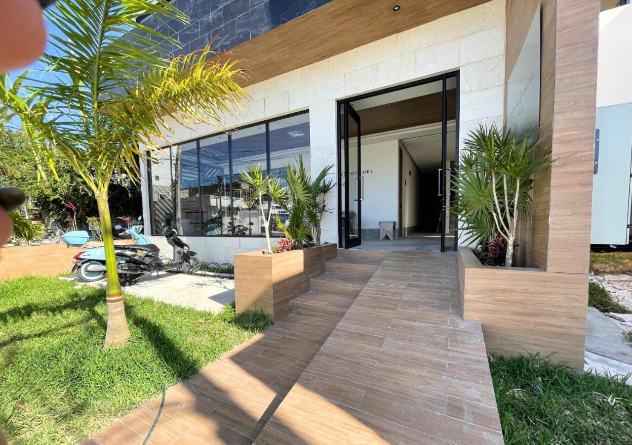 Brand New With Rooftop Pool