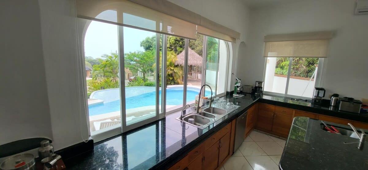 Villa Martha Garza Blanca - Private Heated Pool