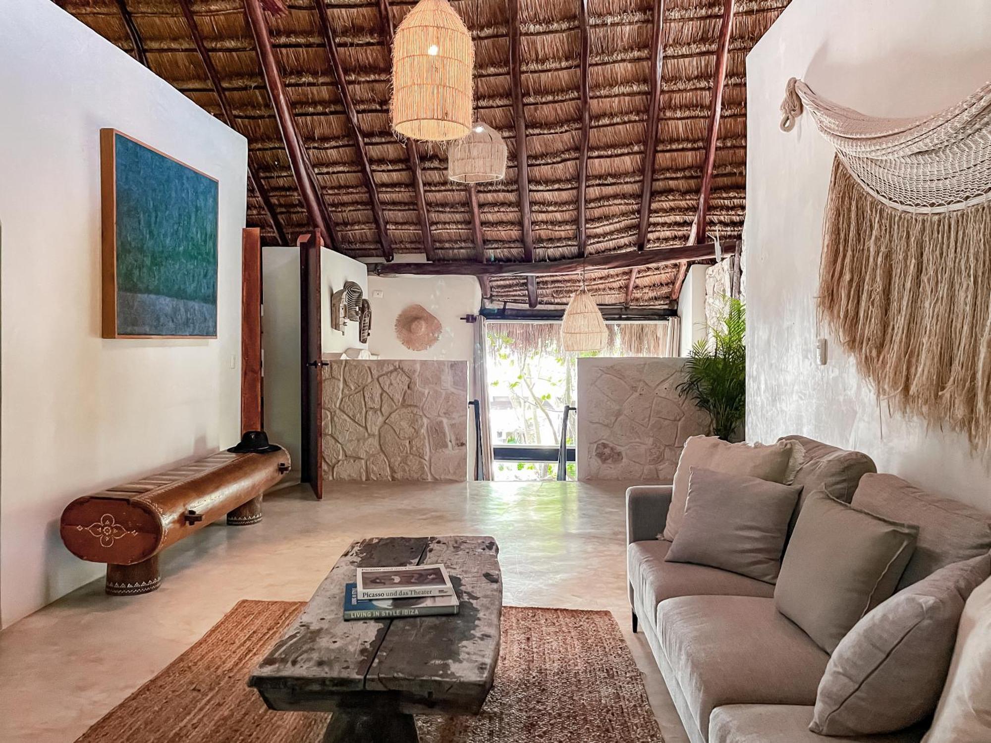 Amansala Hotel 4*