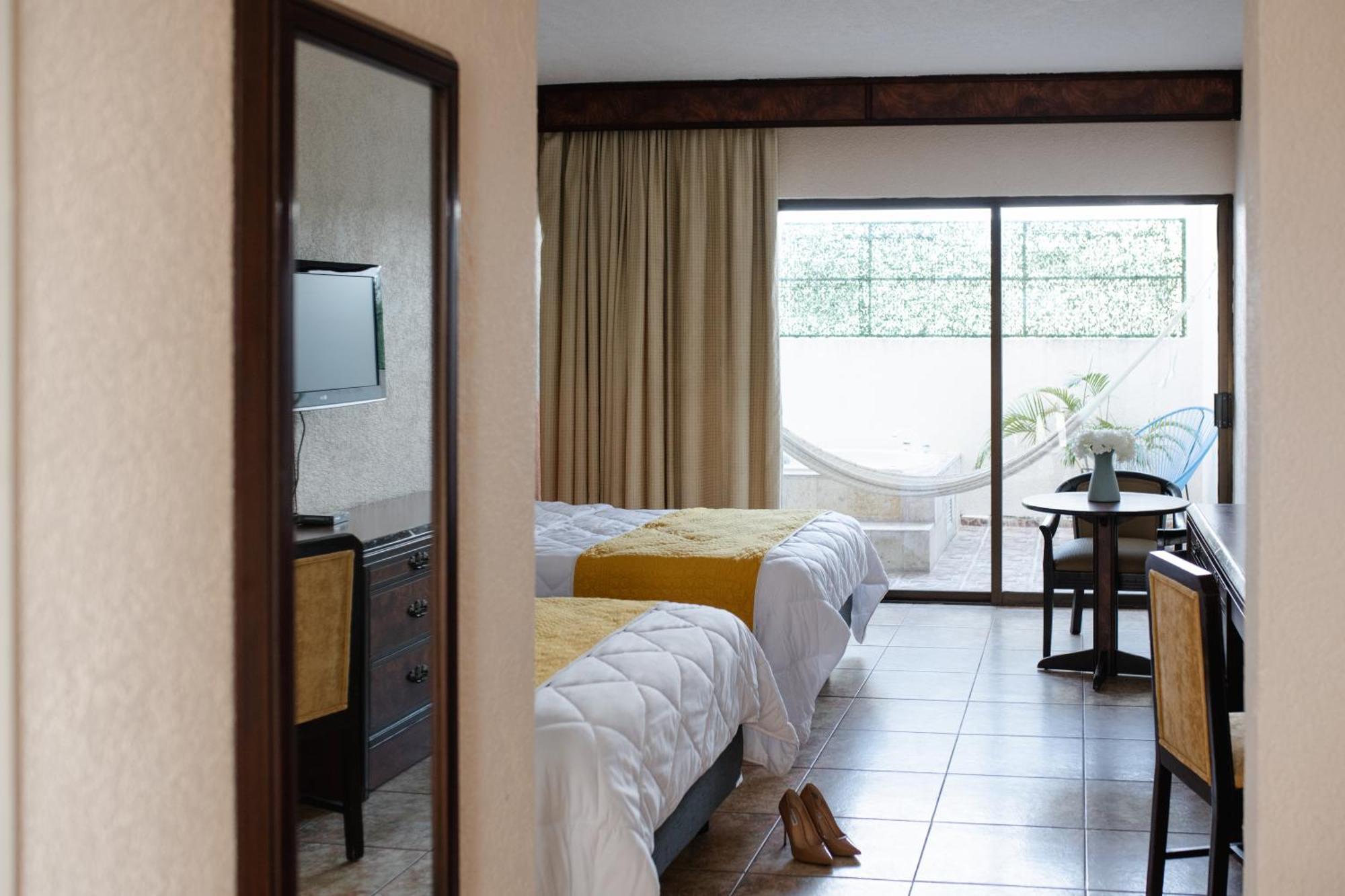 Hotel Aluxes Merida