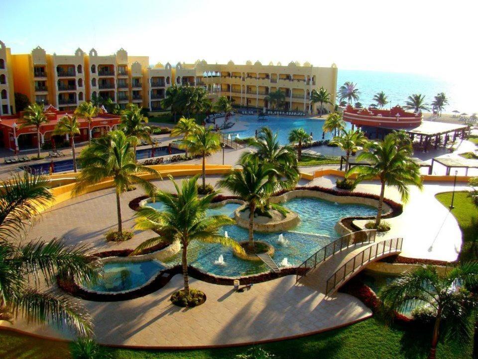 The Royal Haciendas & Villa *