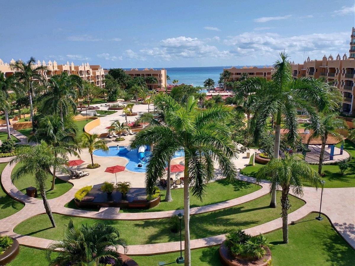 The Royal Haciendas & *