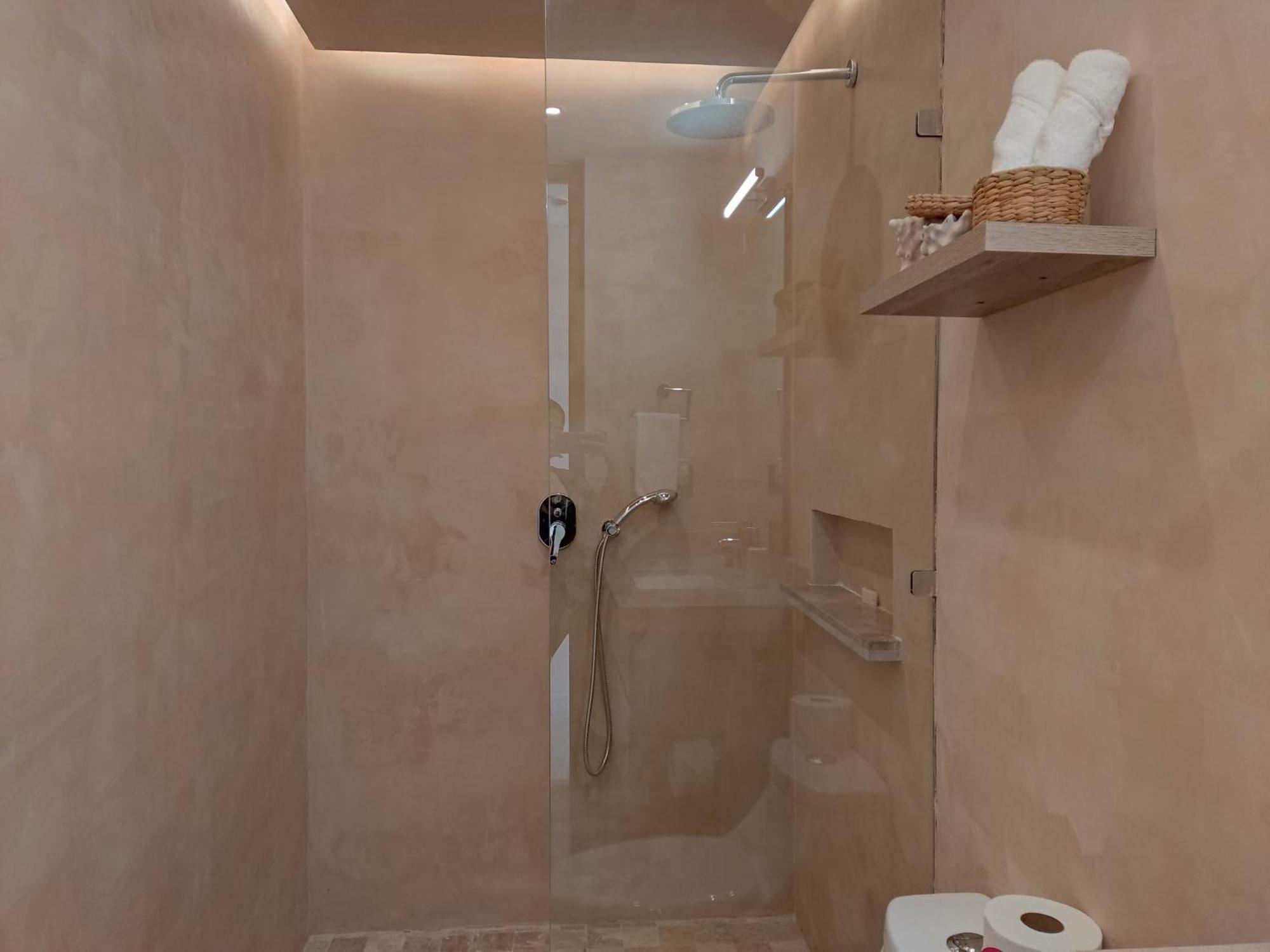 Apartment New Modern 1bdr - Access