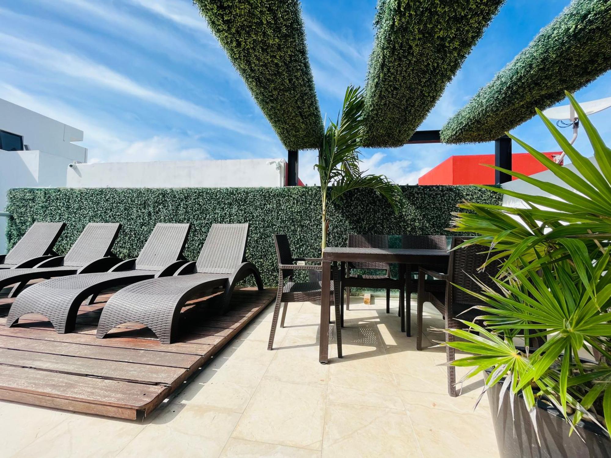 Luxury 5th Avenue Menesse 32 Apartment *