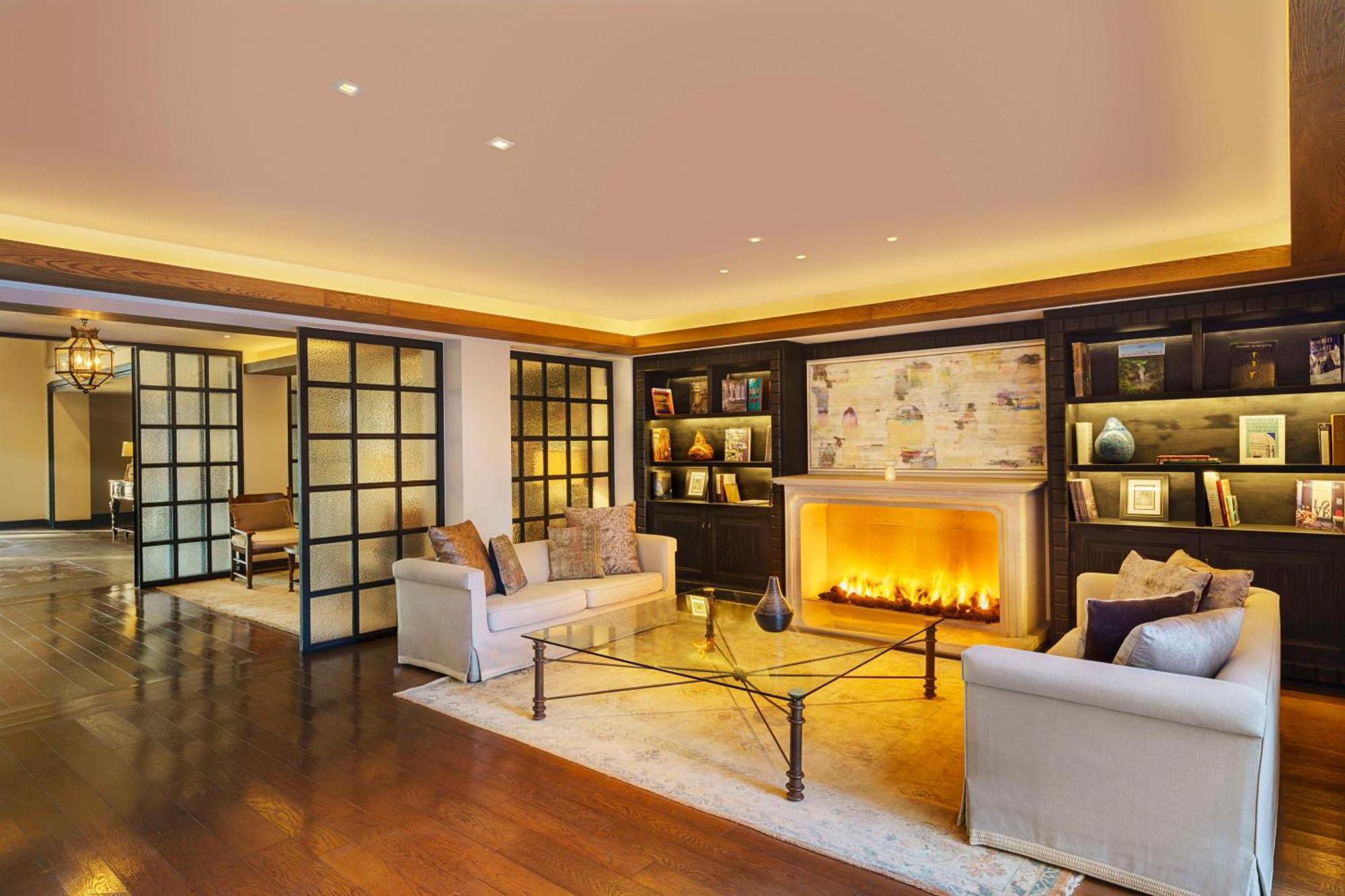Banyan Tree Hotel