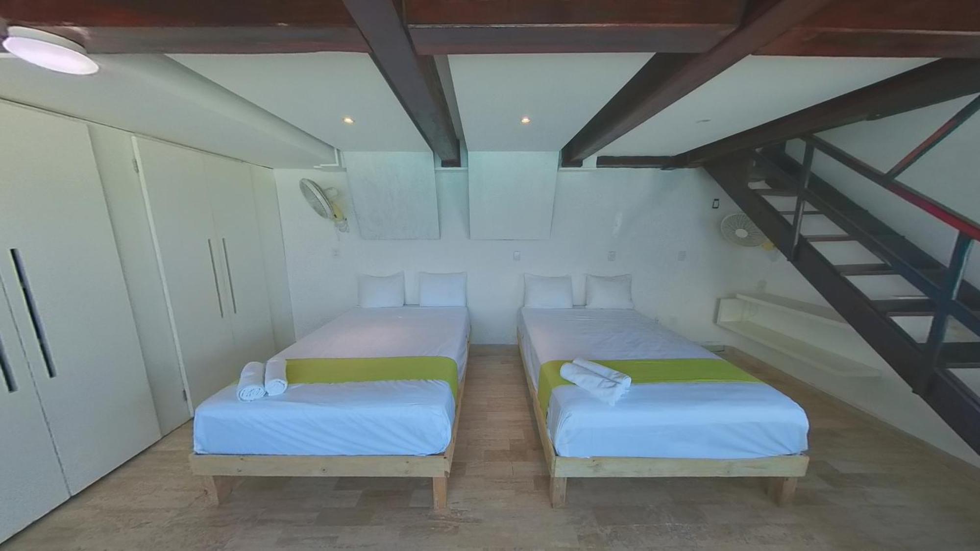 Penthouse Plaza Sv Apartment