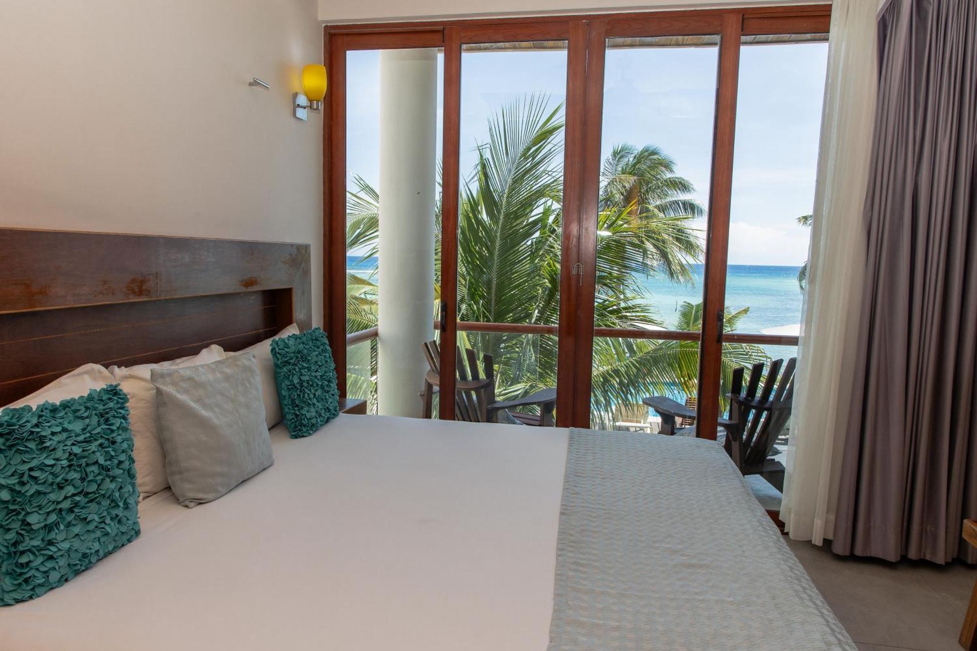 Aquastar & Hotel 4*