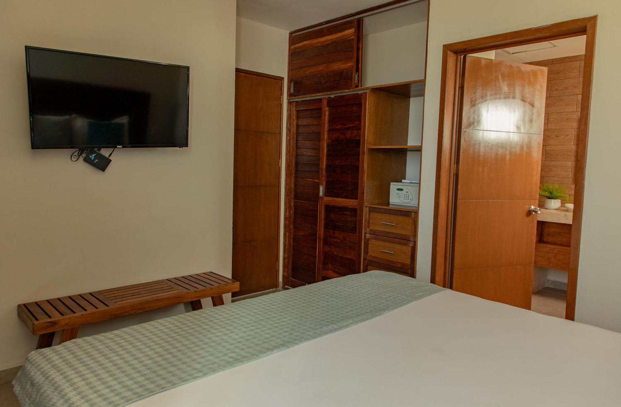 Hotel Aquastar &