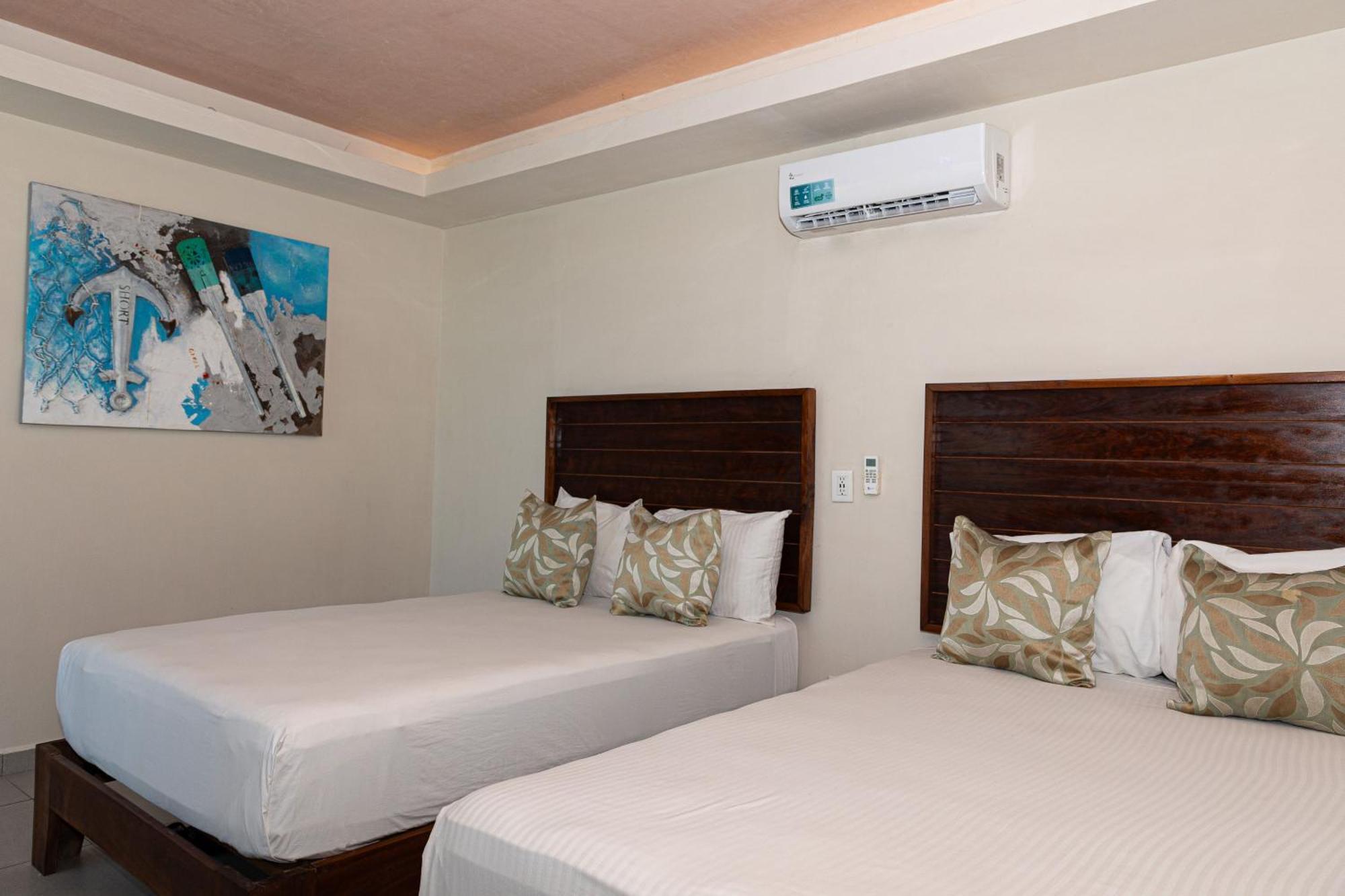 Hotel Aquastar & Mahahual