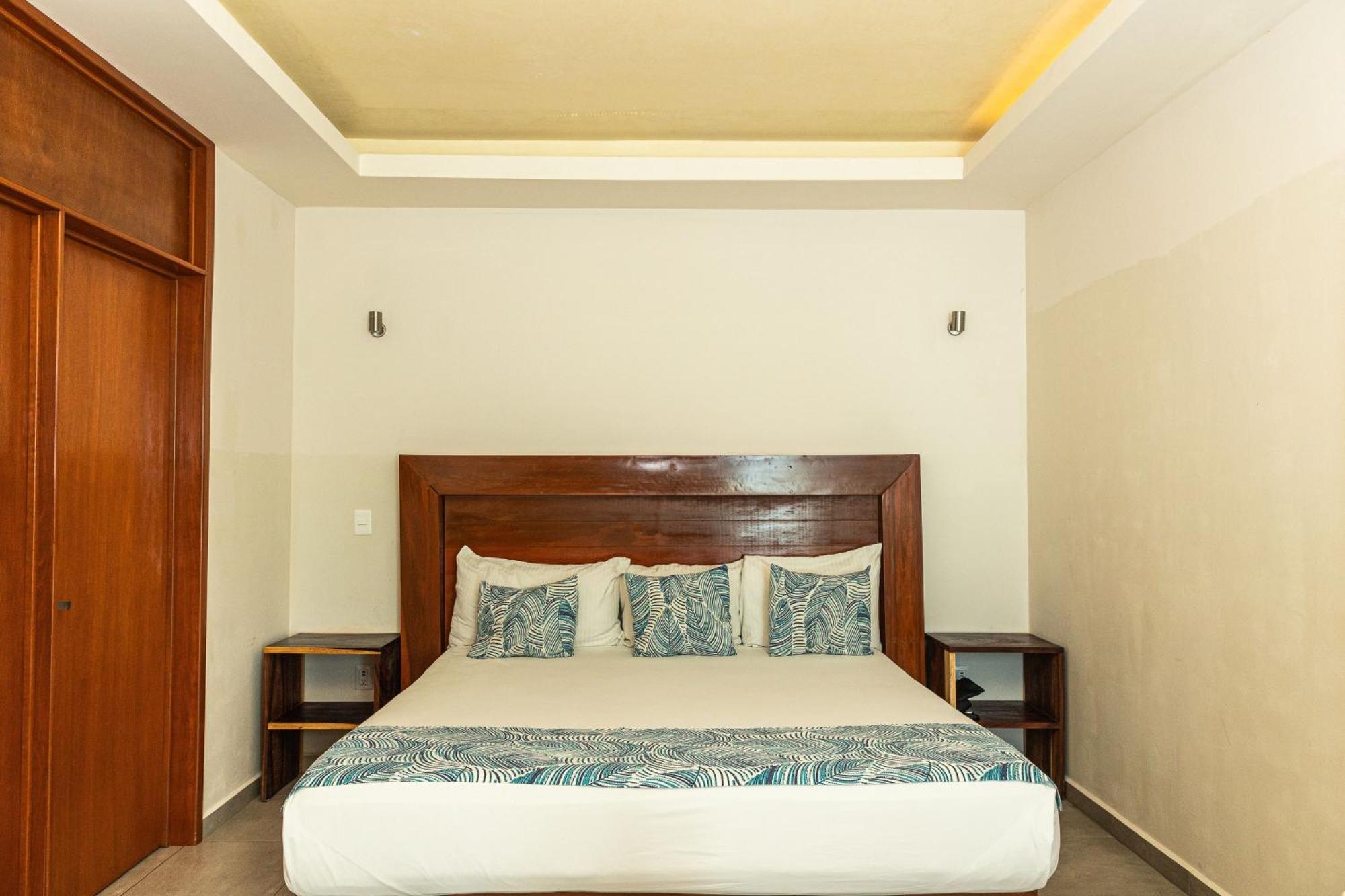 Aquastar & Hotel Mahahual