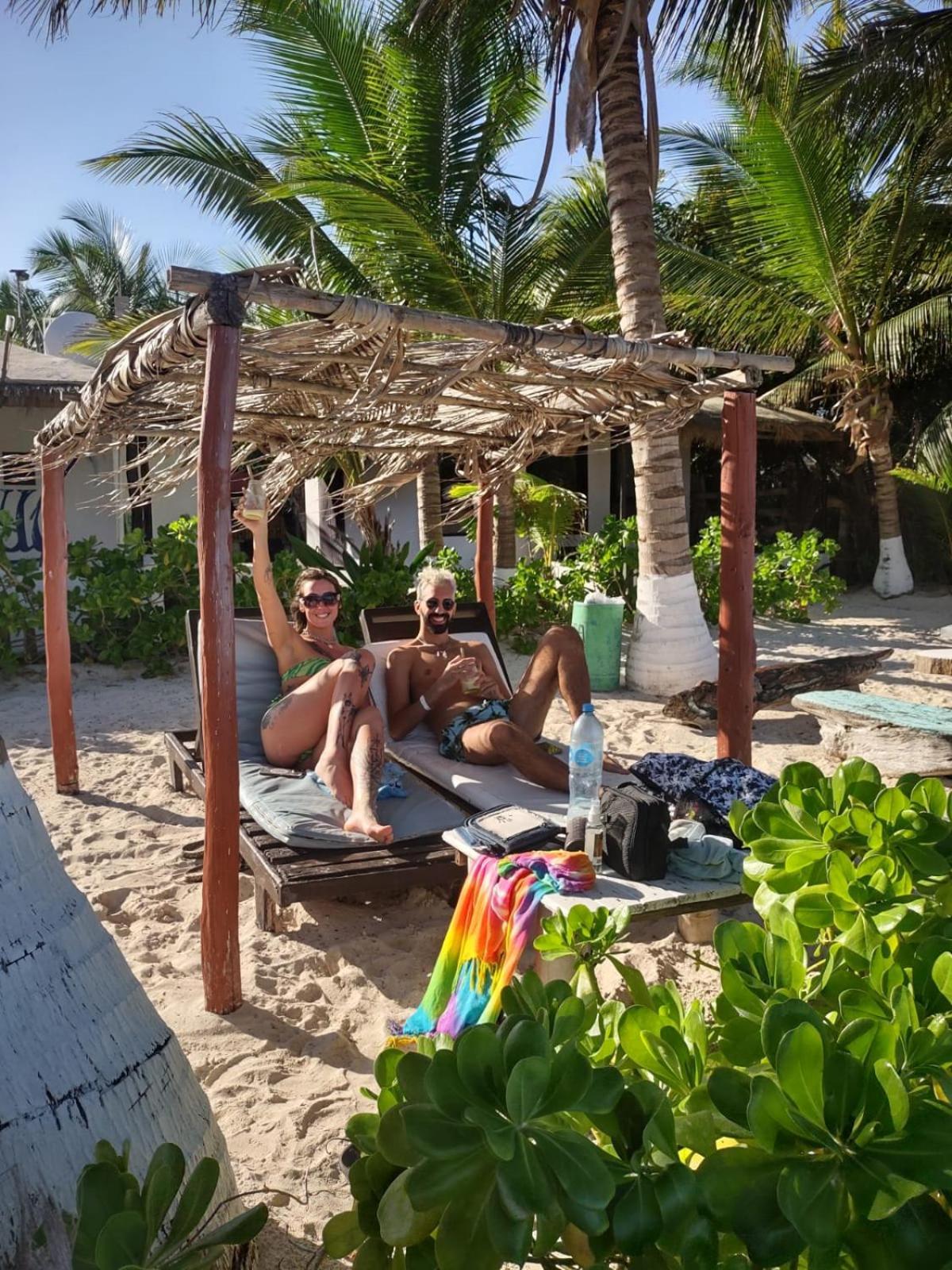Lunazul Eco-cabana Frente Al Mar Lodge Mahahual