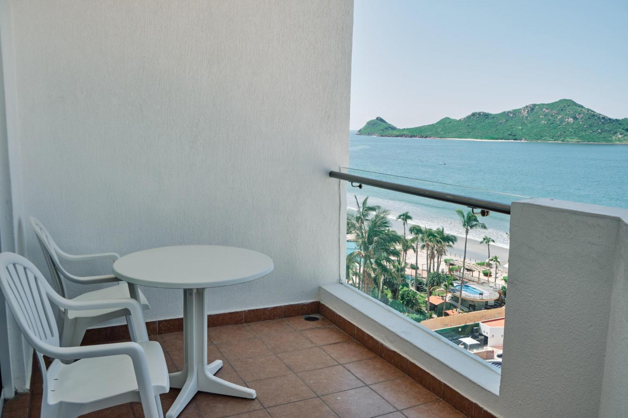 Hotel The At Mazatlan