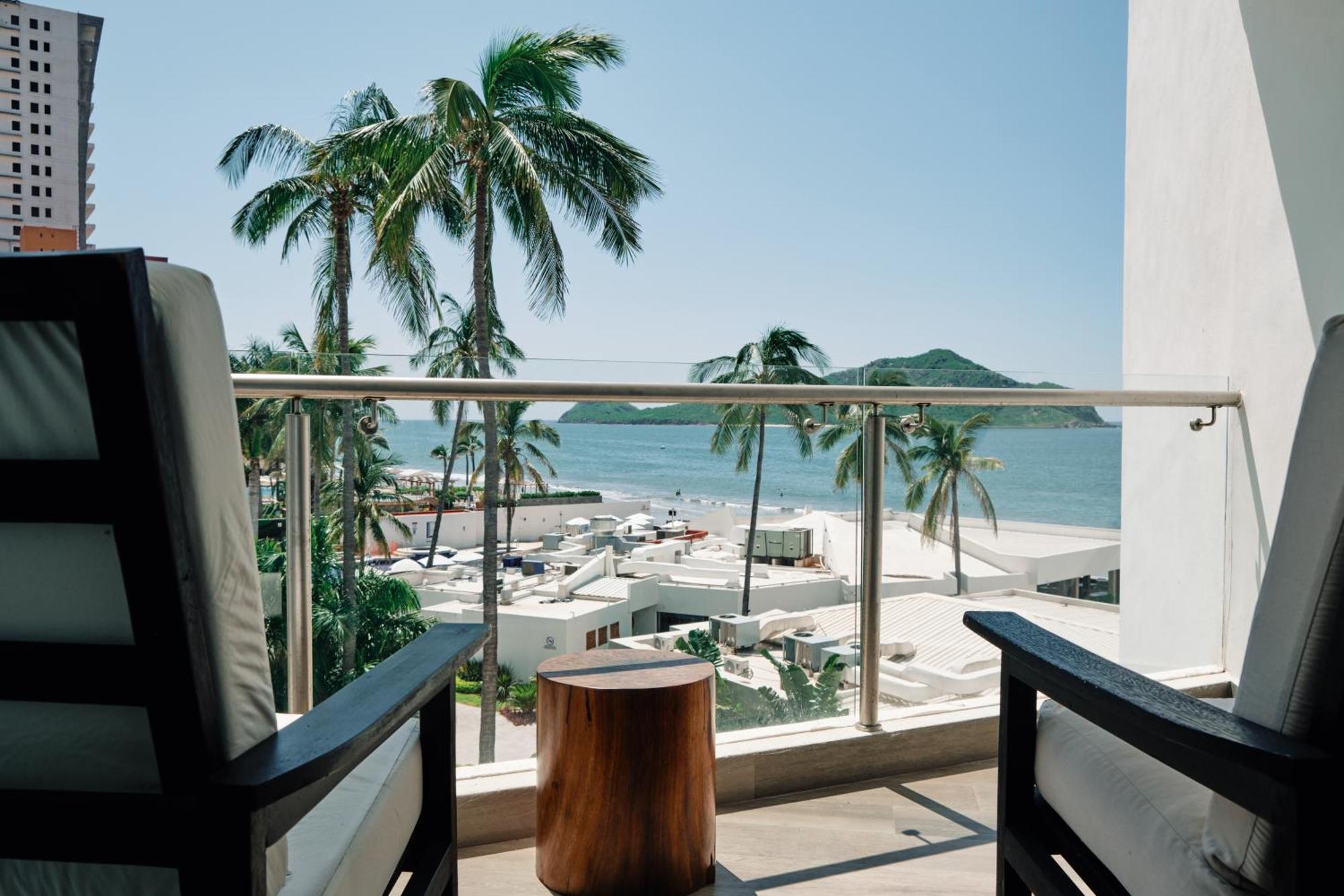 The At 5* Mazatlan