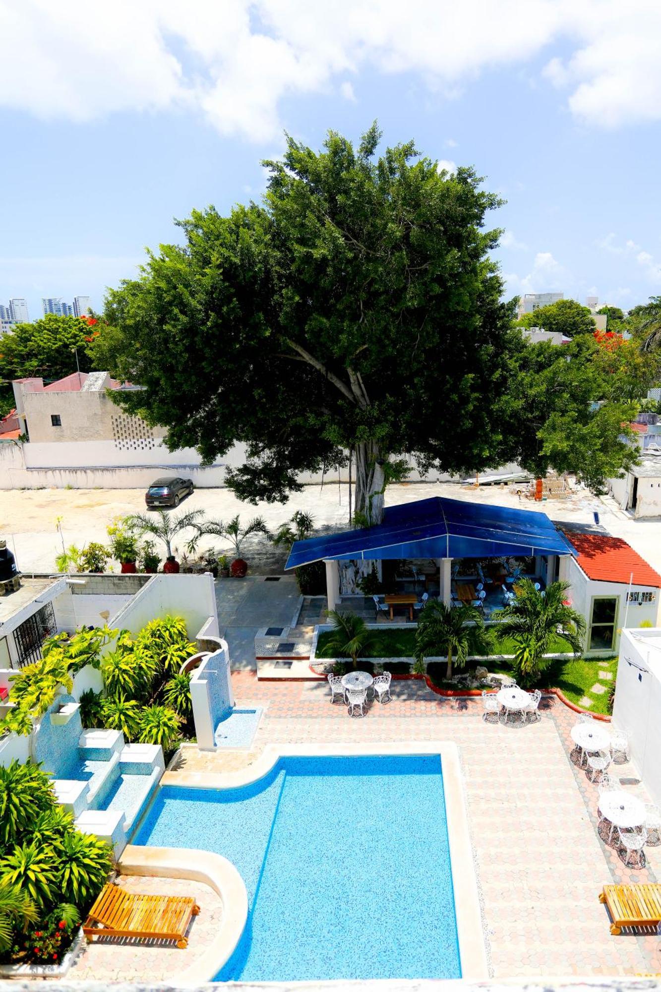 Maria De Lourdes Cancun