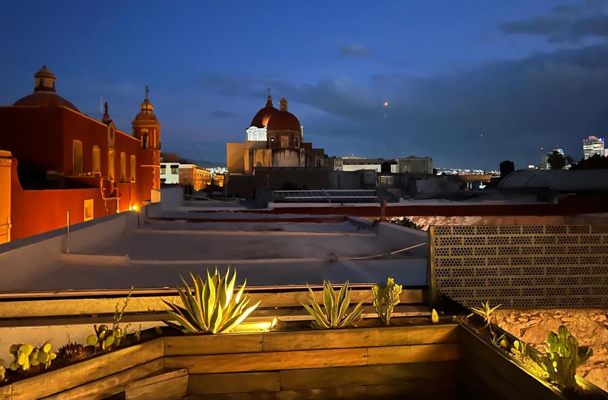 Boutique Mo17 Hotel