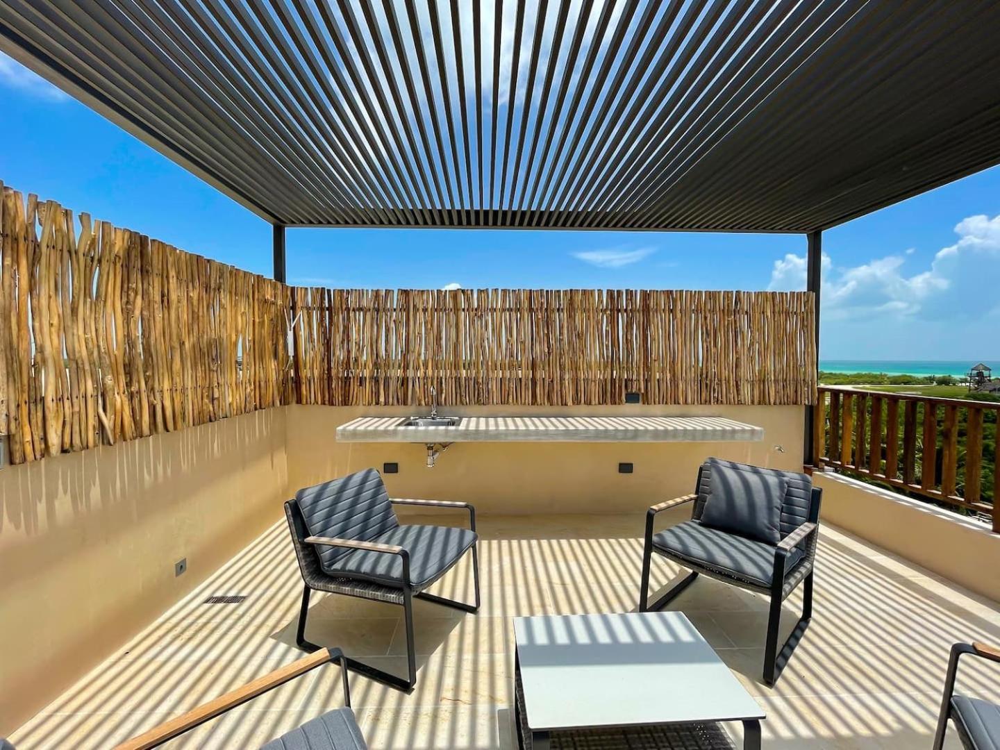 Penthouse Con Alberca Privada Y Hermosas Vistas Al Mar - A301 *