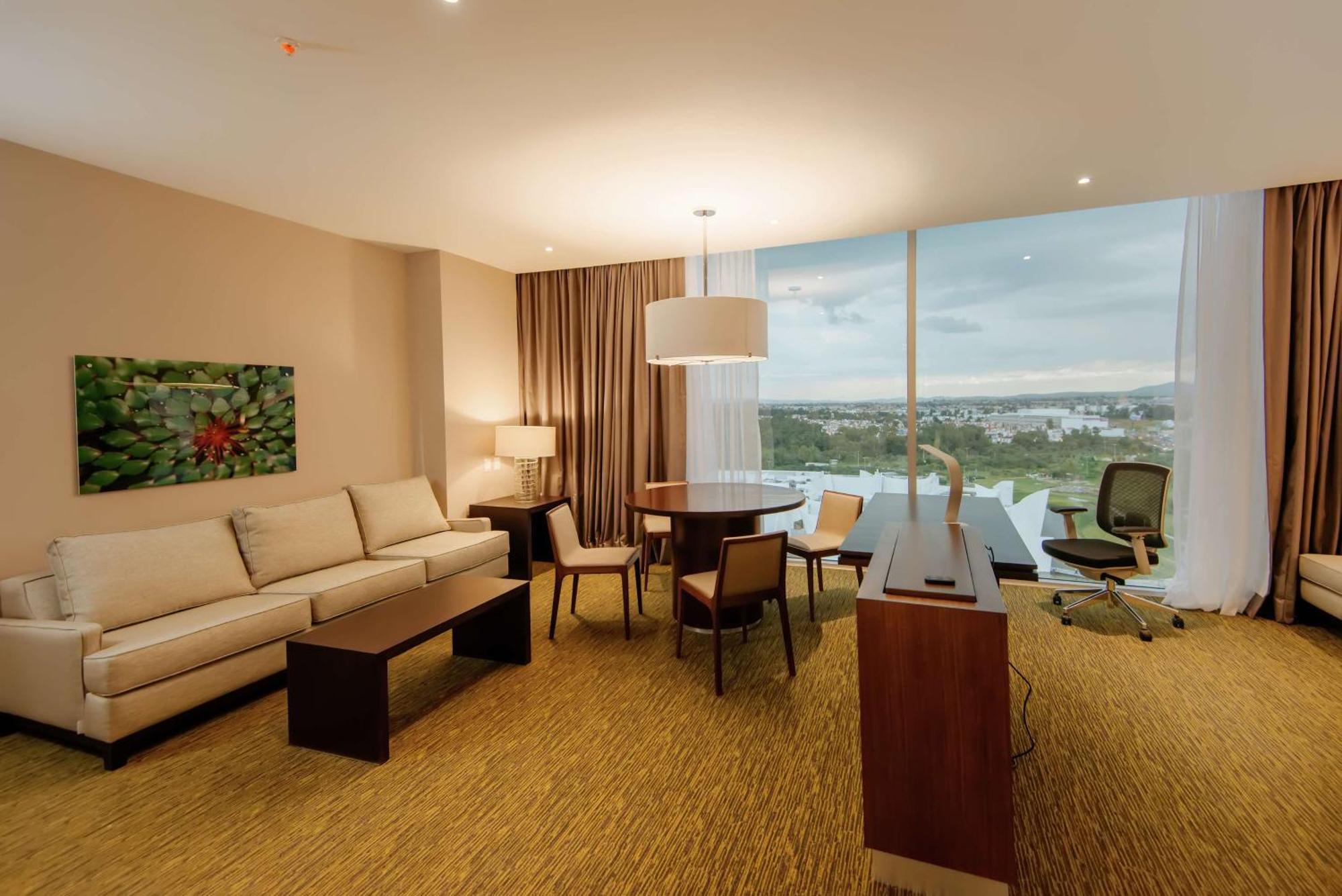 Hilton Garden Angelopolis