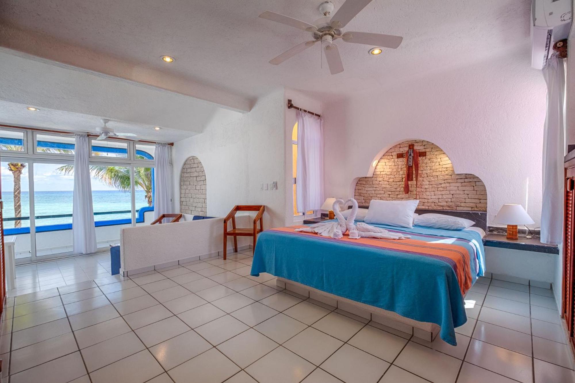 Hotel Del Sol Beachfront