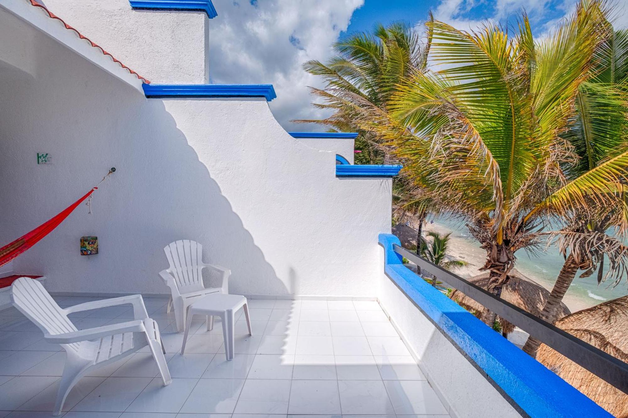Hotel Del Sol Beachfront 2*