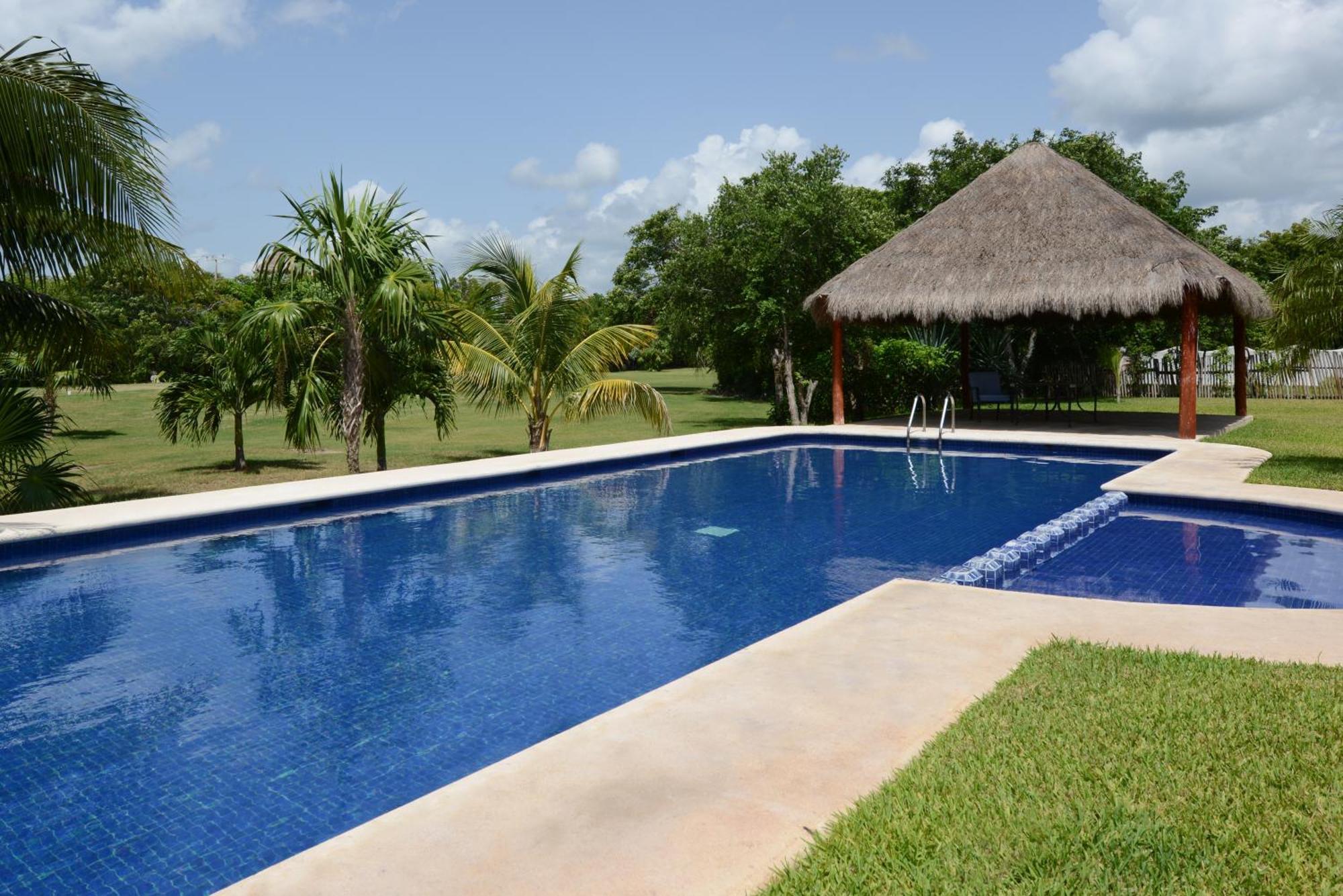 Mom's House * Puerto Aventuras