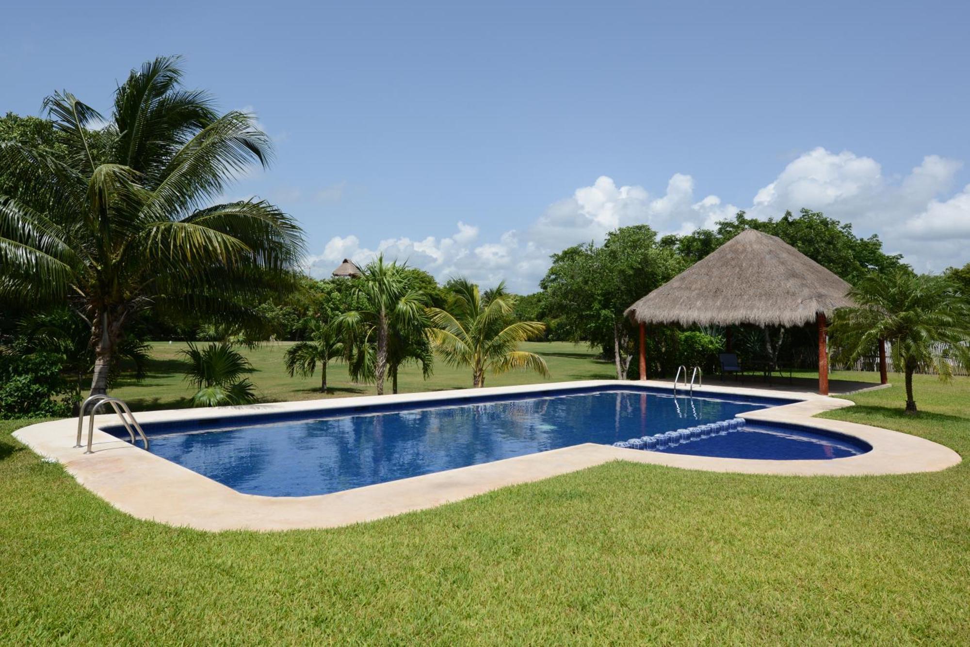 Mom's House Bed & Breakfast Puerto Aventuras
