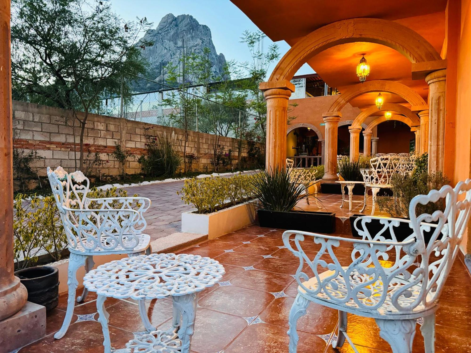Hotel Hacienda Real