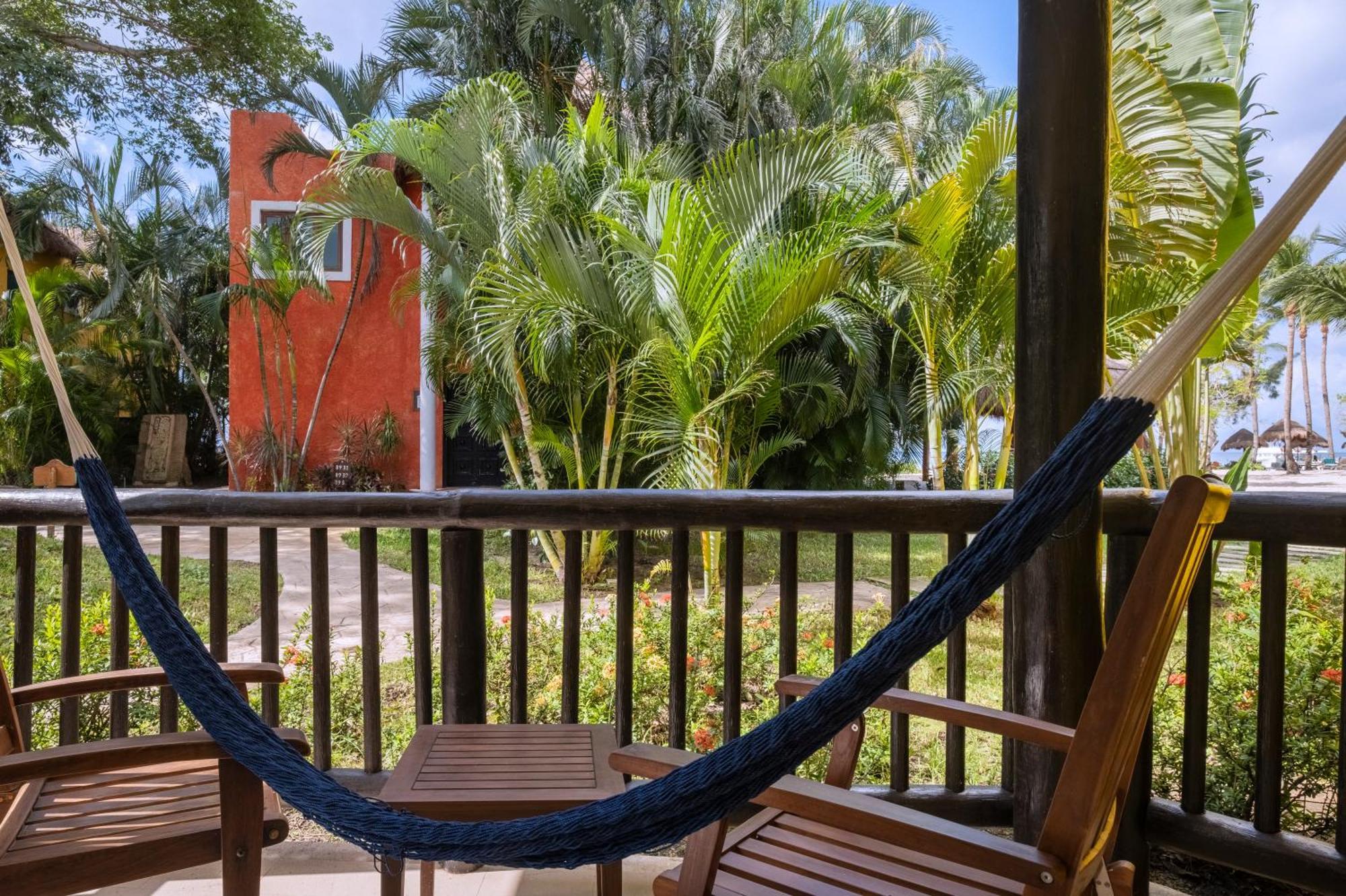 Iberostar Waves