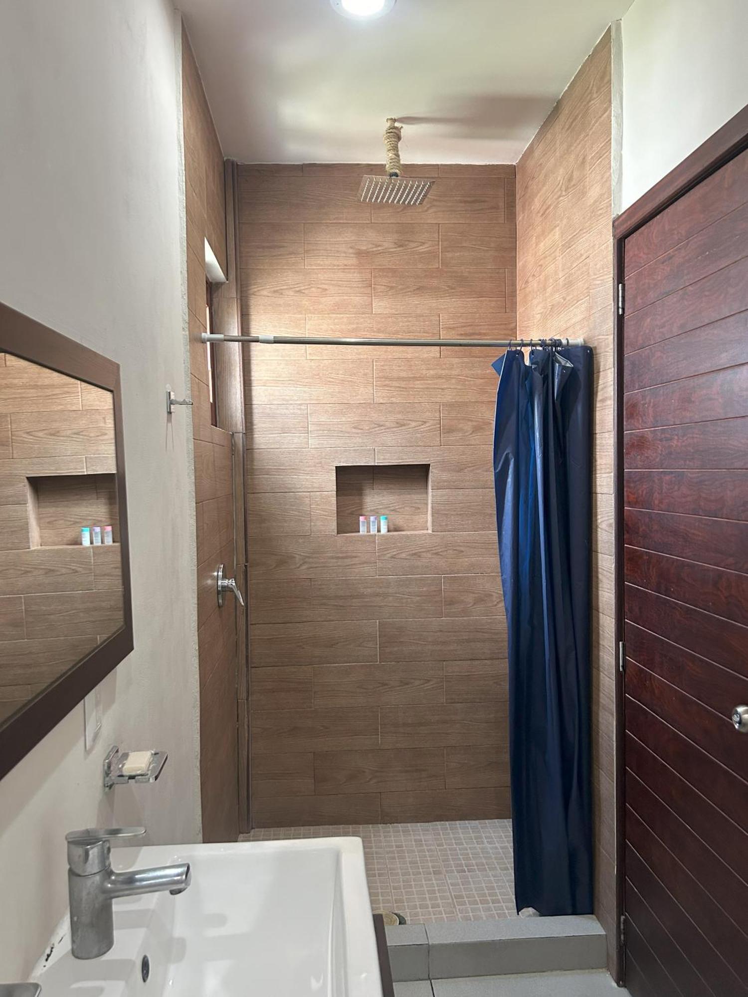 Aquastar & 4*
