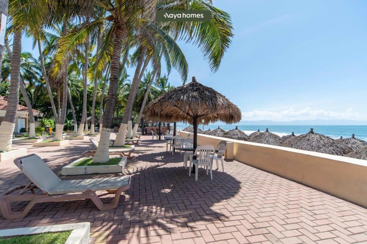 Beachfront 2br W/ Pool - Blue Flag *