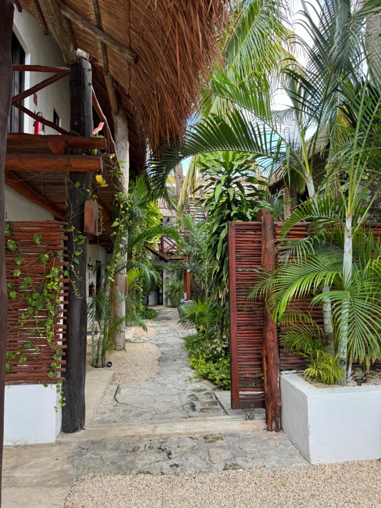 Hotel Kin Ha 3*