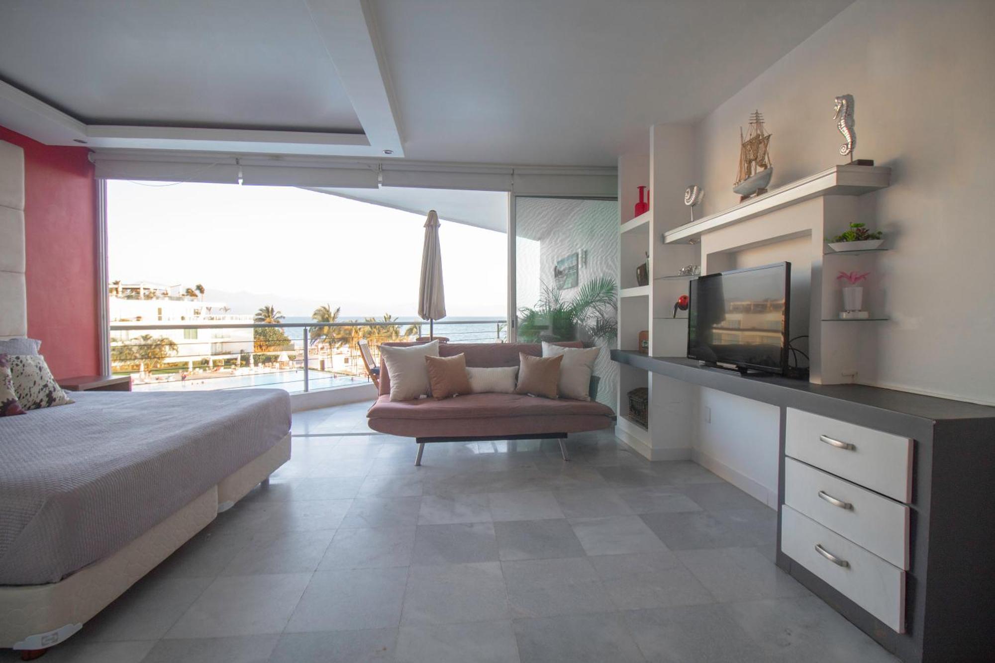 Aparthotel At Aria Ocean Sea View Retreat