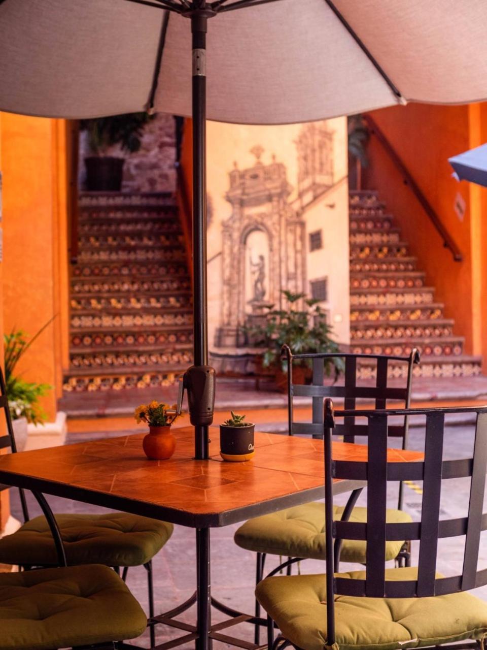Hotel Meson Santa Clara